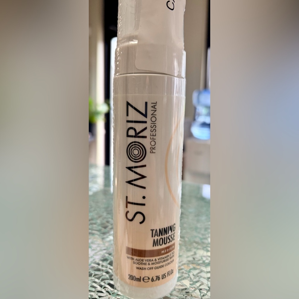 St Moritz tanning mouse medium 6.76 oz bottle